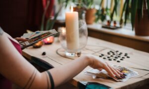 9 cartas del tarot que indican viajes y vacaciones